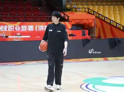 官方网站-关于太狠了！今晚山东男篮远射贴柱费城76人围绕NBA总决赛外线爆发，里昂国际比赛日再遭质疑的信息